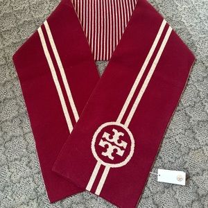 NWT Tory Burch Merino Wool Reversible Winter Scarf Wrap Maroon